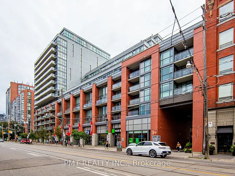 775 King St W #514 — Photo 2