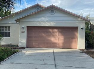 4205 Saint Charles Dr, Sarasota, FL 34243