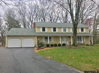 32 Carriage Rd, Delmar, NY 12054