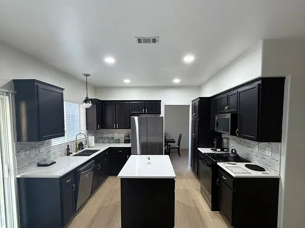 (undisclosed Address), Corona, CA 92883