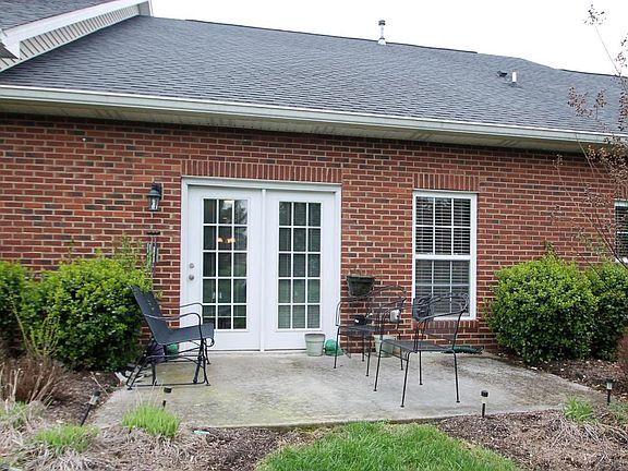 3rd image of 1653 Wisteria View Way