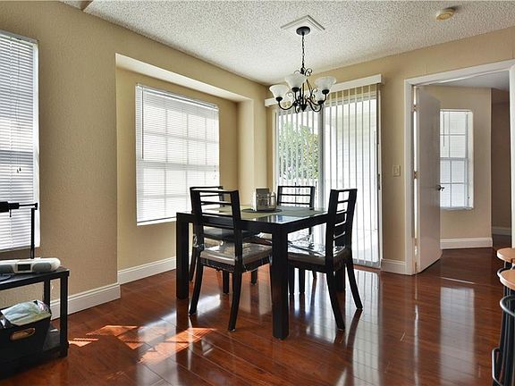 5th image of 11508 Westwood Blvd APT 312