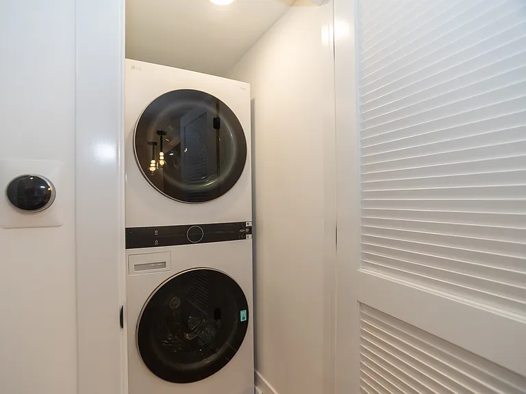 633 S Laflin St #203 — Photo 10