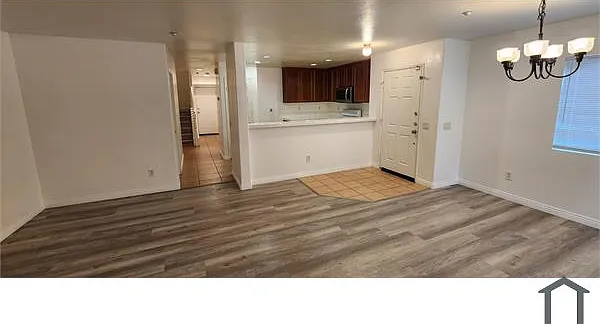 25816 Iris Ave — Photo 8