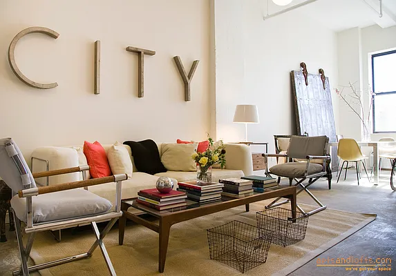 Rented by aptsandlofts.com | media 13