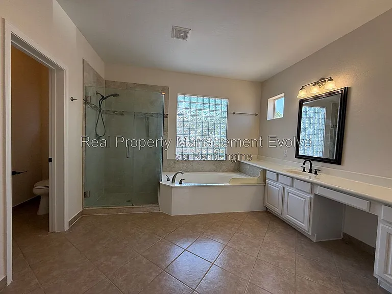 1234 W Remington Dr — Photo 25