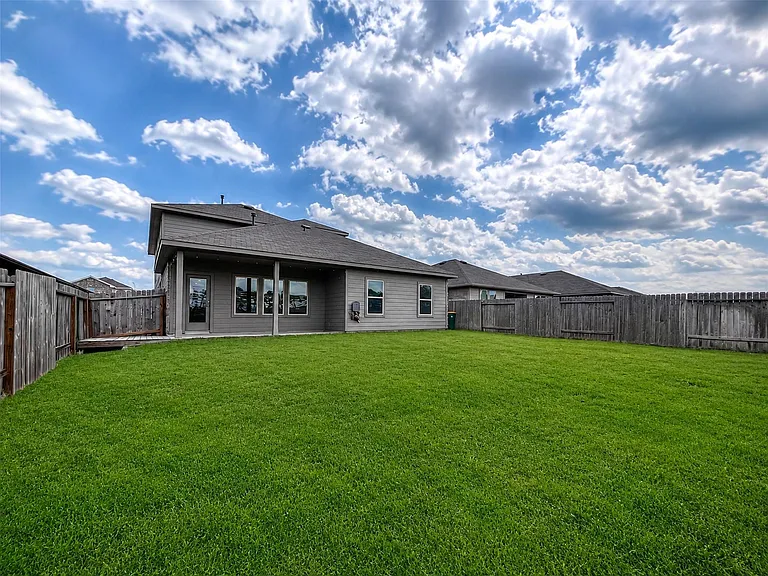 13821 Rock Island Trl — Photo 23