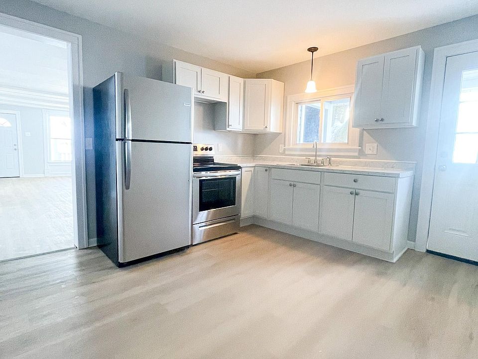 kitchen with all new appliances