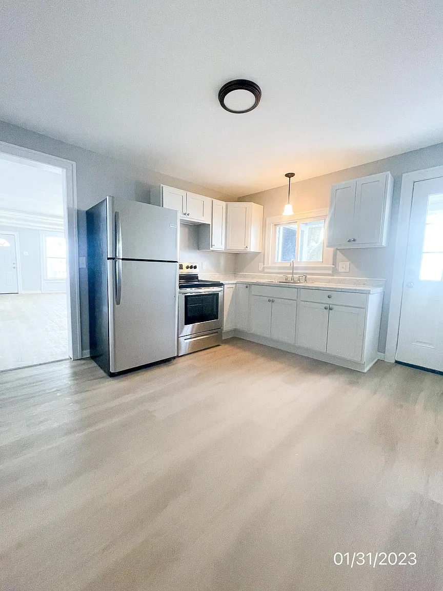 9 Tew St photo 1