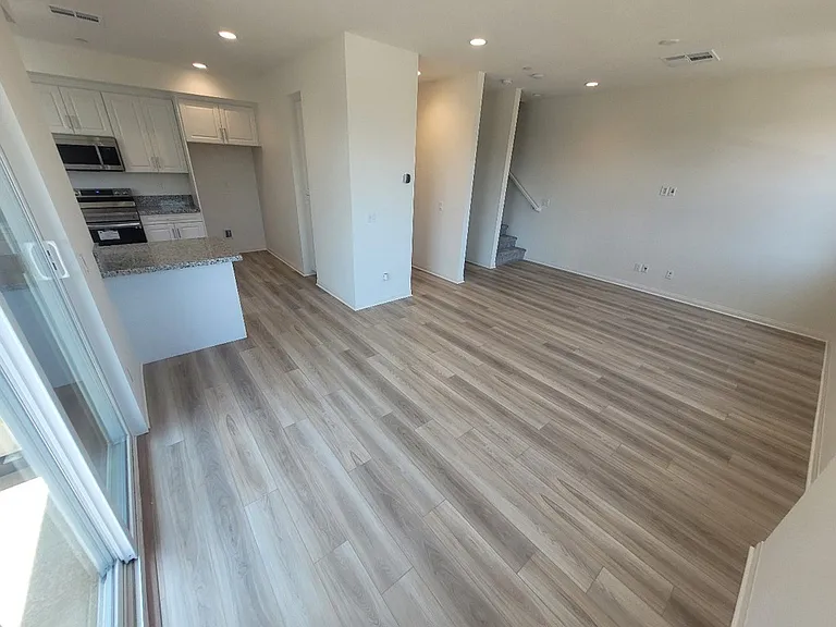 8386 Yosemite St — Photo 11