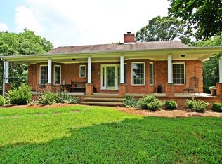 5737 Fisher Grove Rd, Greenbrier, TN 37073