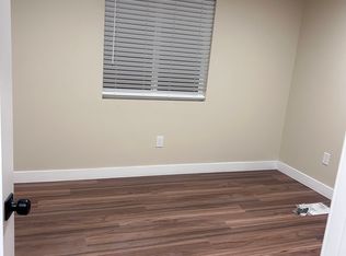 1542 N Isadora Way UNIT B, Ontario, CA 91764