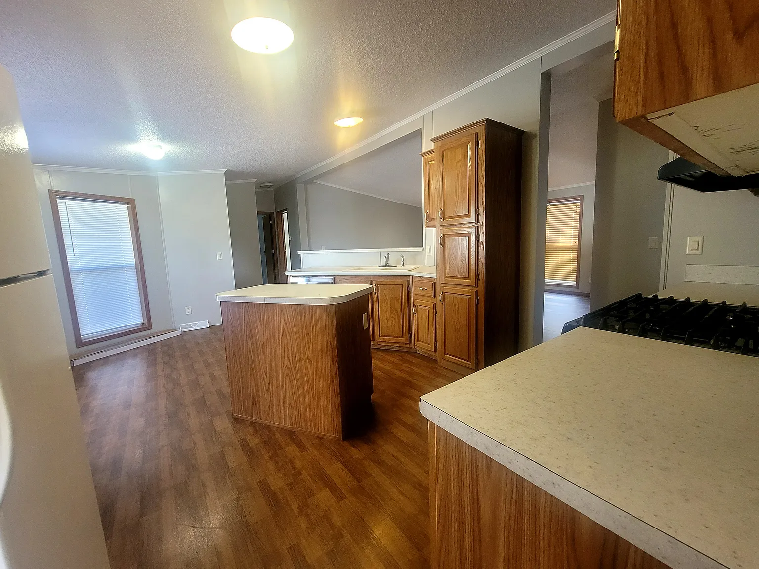 3 bed, 1650 sqft, $1,650 — Photo 3
