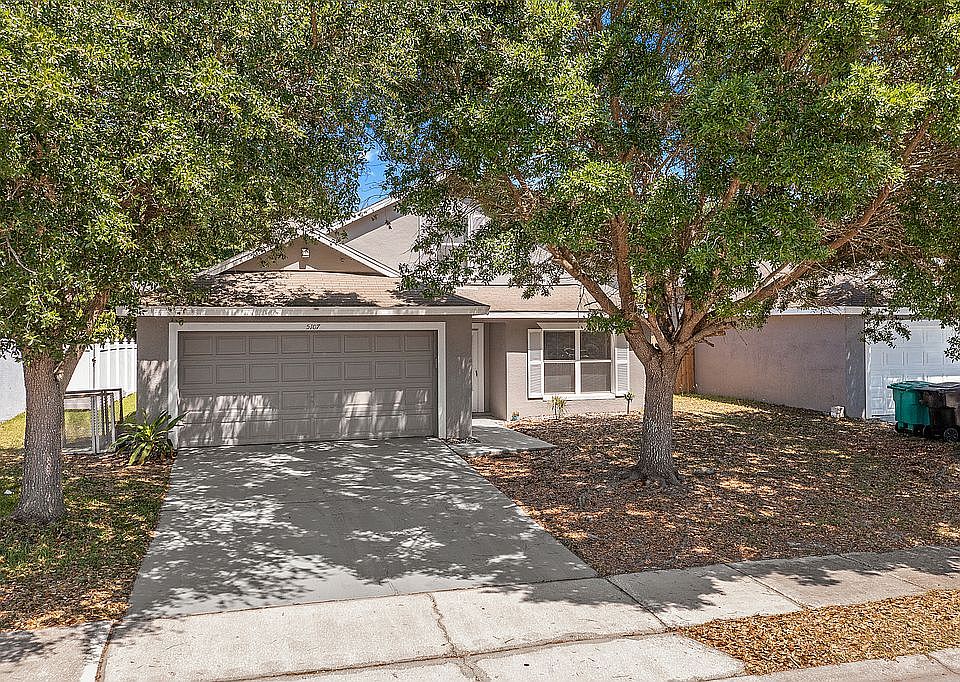 1st image of 5107 Luna Negra Dr