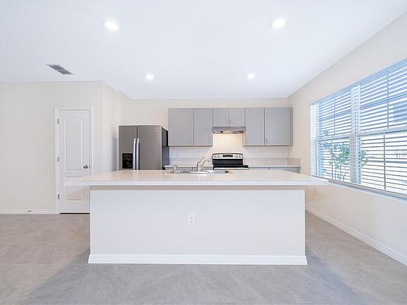 5th image of 1822 Katz Crossing Dr
