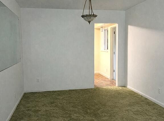 5th image of 725 SE 1st Street