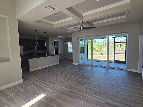 3rd image of 8088 Alanson St
