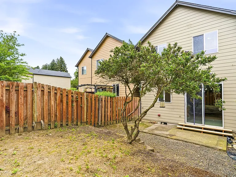 5883 SE 16th Loop — Photo 21