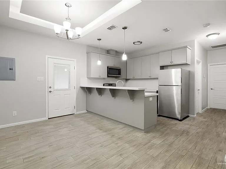 4709 Magnolia Ave #4 — Photo 5