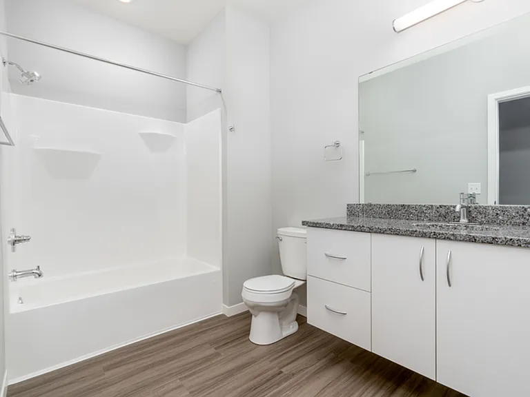 Zen - 2 Bed / 2 Bath - 1,306 F - Bathroom