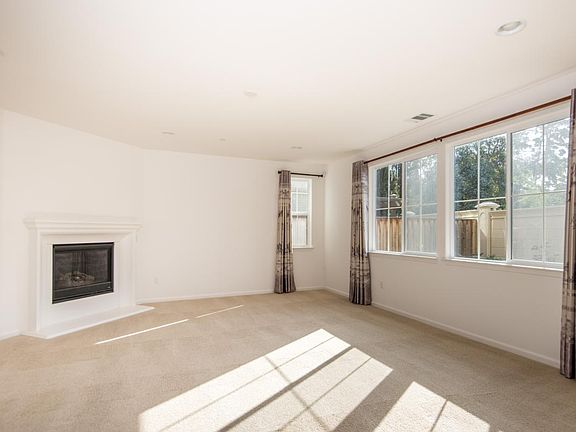 3rd image of 3130 Pleasant Lake Ln