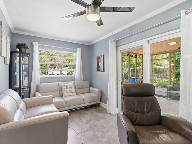 6403 Paddock Ave — Photo 12