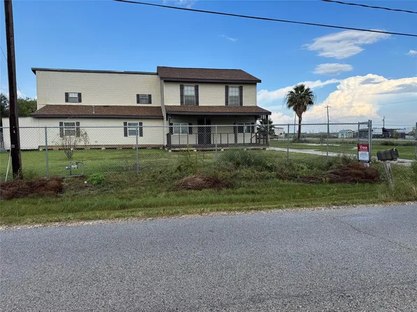 4606 Mallard St, Hitchcock, TX 77563