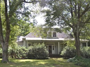 221 Geneill Rd, Leland, MS 38756