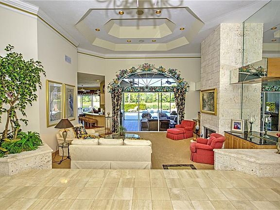 4th image of 6698 SE Barrington Dr