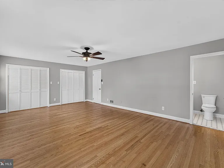 6443 Walters Woods Dr — Photo 39