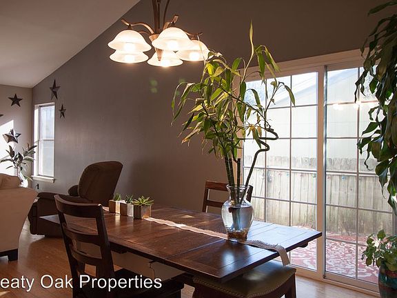 3rd image of 3806 Tattershall Ln
