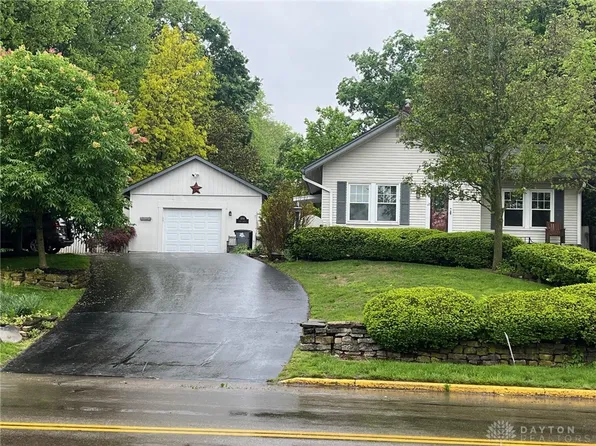 104 S Ridge Ave, Troy, OH 45373