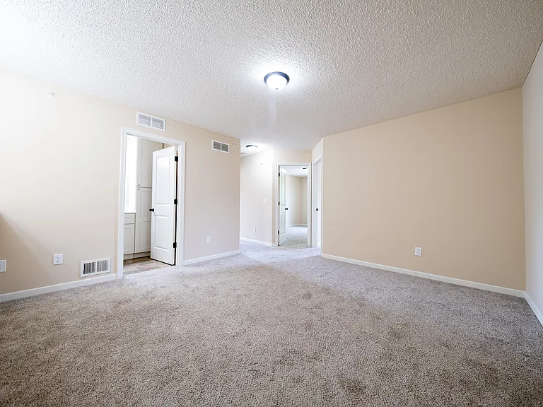 15600 60th Ave N #1 — Photo 12