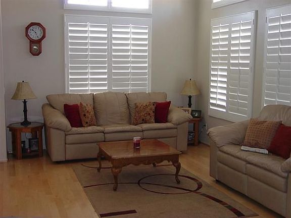 Living room - 3rd view