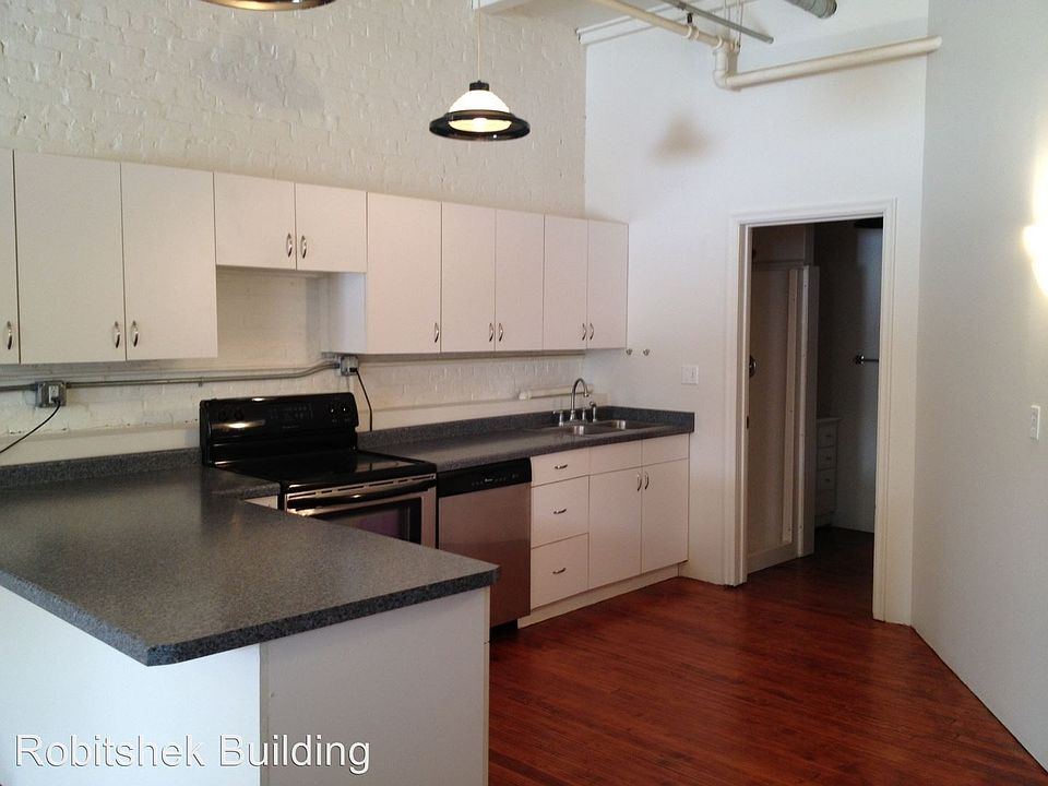 2nd image of 25 N 4th St Ste 304