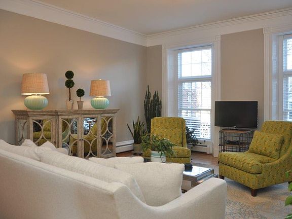 5th image of 112 Park St APT 3