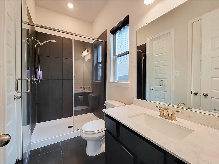 13806 Friarstone Pointe Dr — Photo 21