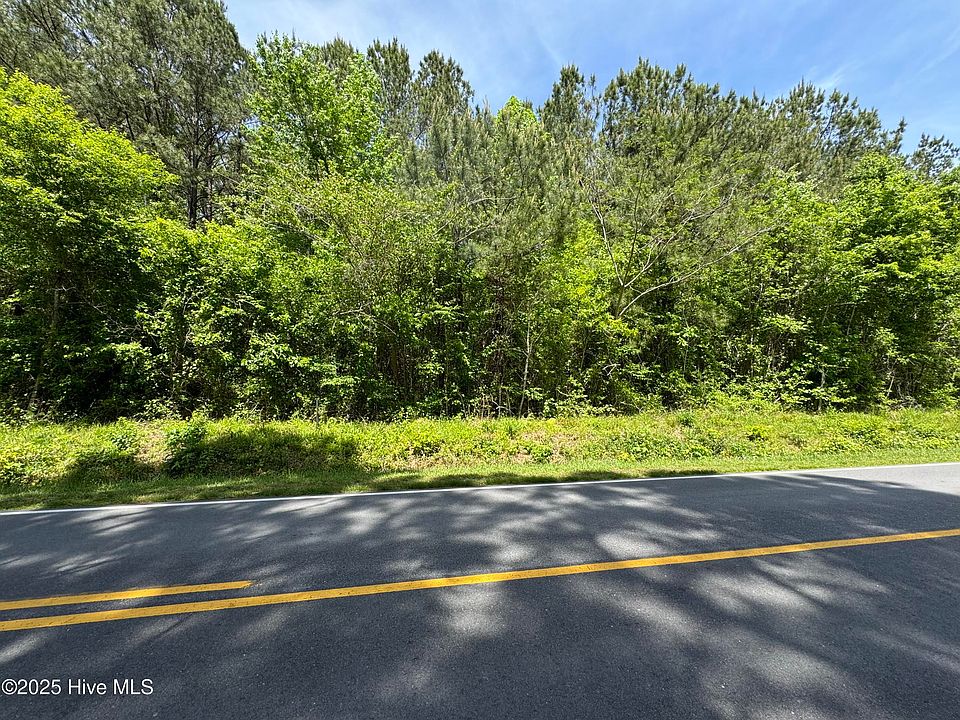 2nd image of 160 Gates Bank Road