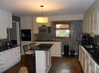 5145 Locke Ln, Virginia Beach, VA 23464