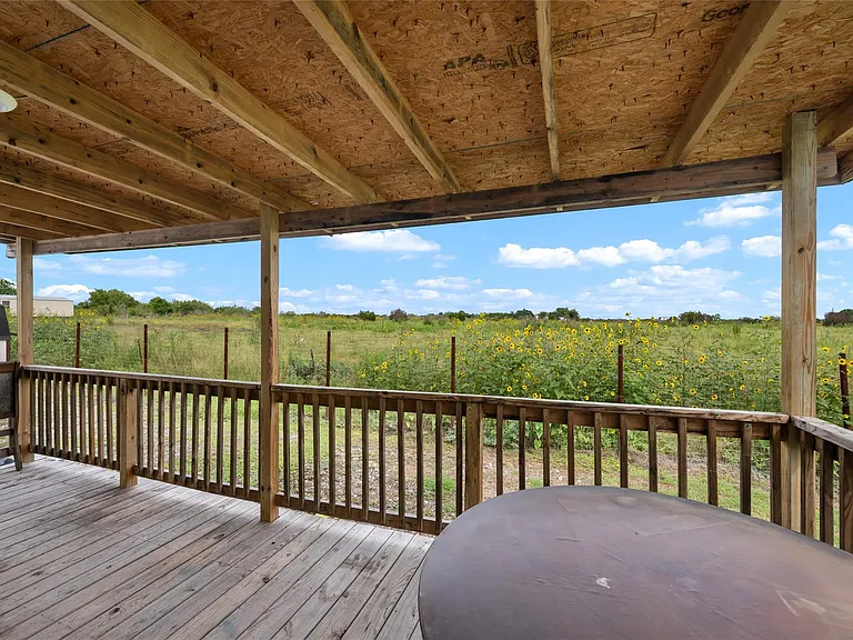 360 Shady Oaks #B — Photo 29