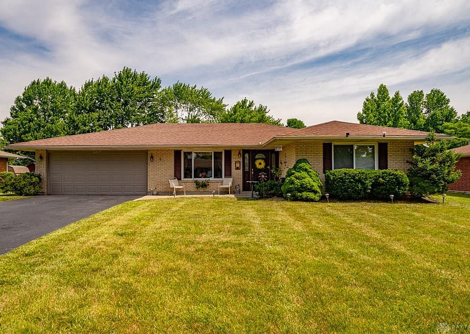 1st image of 2219 Southlea Dr