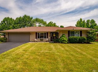 2219 Southlea Dr, Dayton, OH 45459