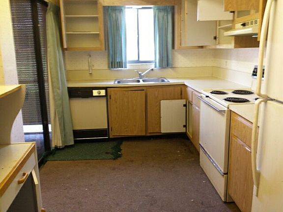 2nd image of 5917 Via Vermilya APT 107B