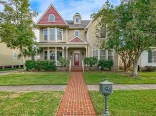 10 Navigation Ct, New Orleans, LA 70131