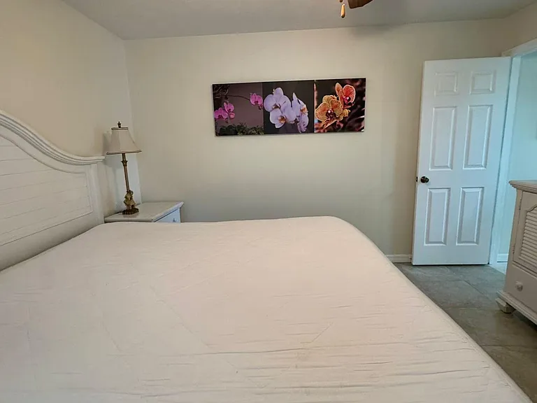 2141 SW Import Dr — Photo 20
