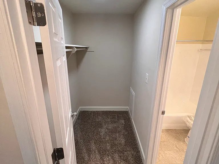 Summit Hills — Photo 28