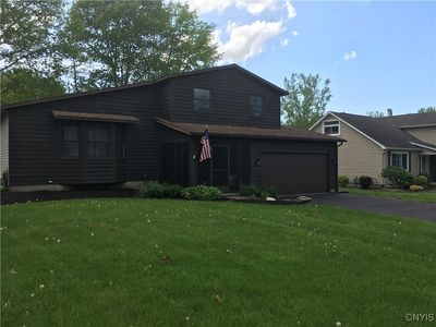 7653 Windsor Dr N, North Syracuse, NY, 13212