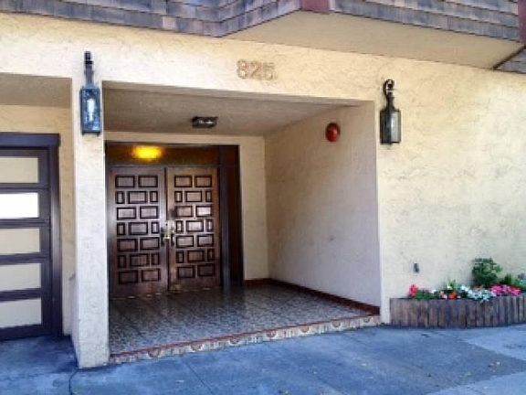 2nd image of 825 Lincoln Way APT 202