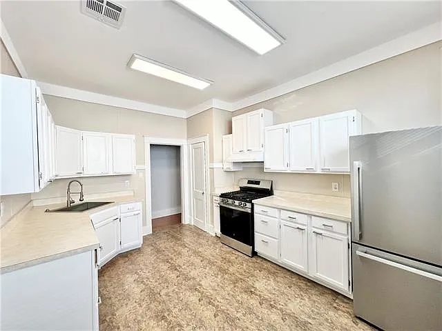 2011 General Pershing St #2A — Photo 12