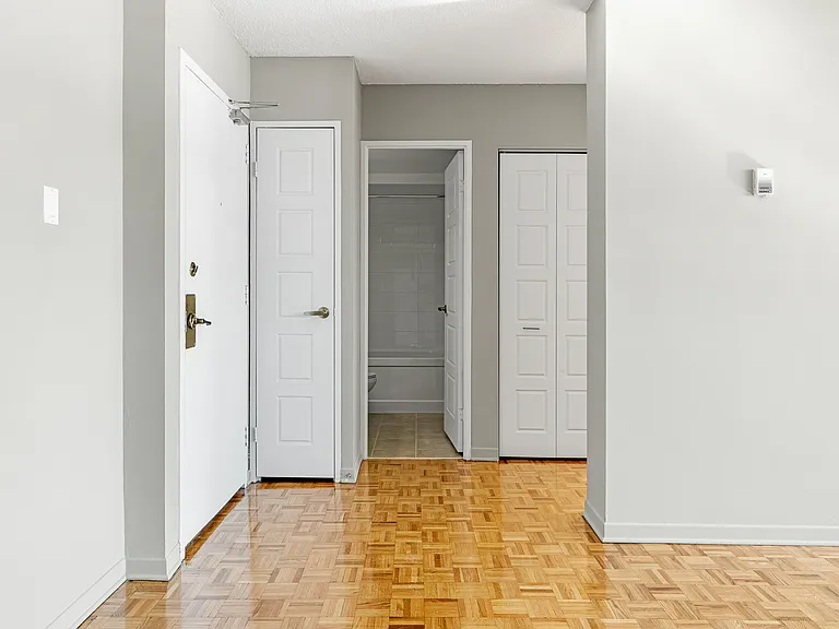2220 Halifax Dr — Photo 14